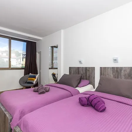 Pensjonat Apinelo Tower 4*