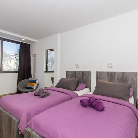 Apinelo Tower 4* Спліт