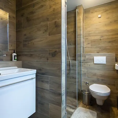 Apinelo Tower Casa de hóspedes Split